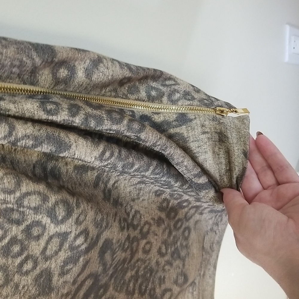 Cache Animal Print Metallic Dress - Picture 6 of 9